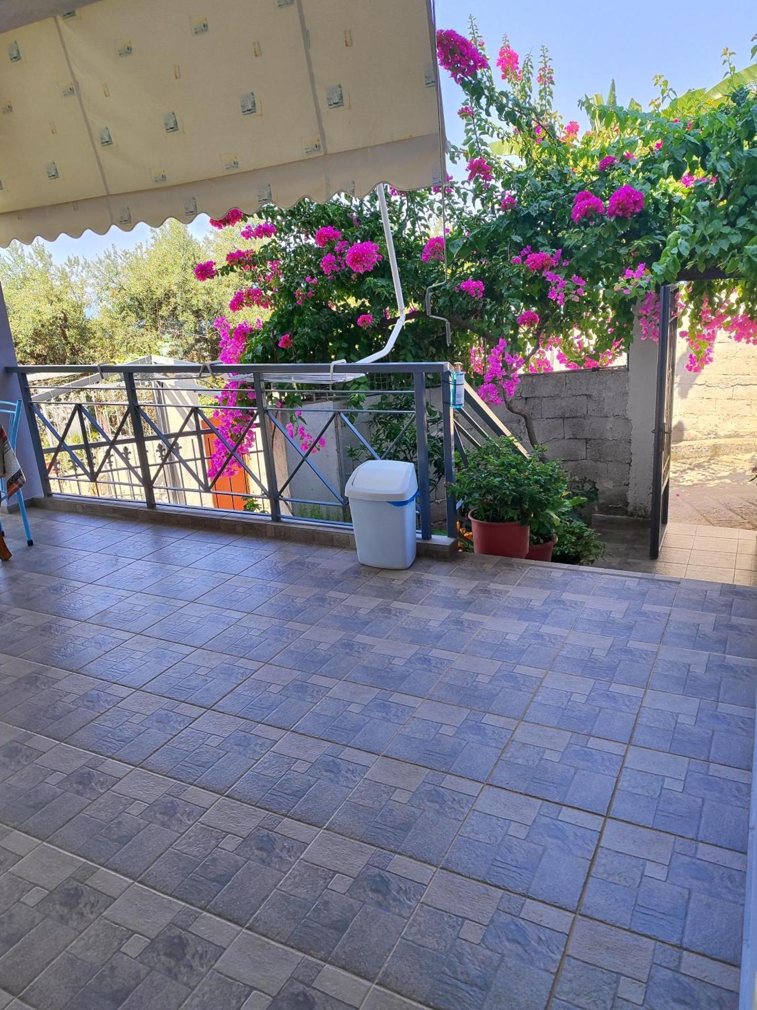 Dagos Rooms ديرمي المظهر الخارجي الصورة